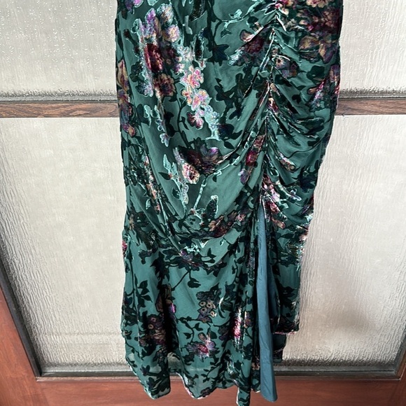Harlyn
Velvet High Low Dress size small - Picture 12 of 16